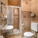 Klausner شقة التنماركت ام بوناغ